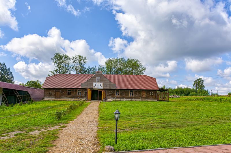 Barn Roof Installation in Colorado Springs, CO
